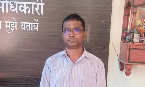 व्यापारी ने महिला कर्मचारी का किया रेप, गिरफ्तार व्यापारी ने महिला कर्मचारी का किया रेप, गिरफ्तार