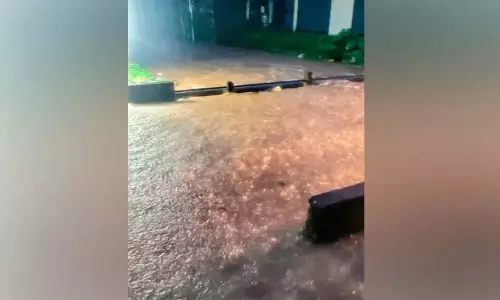 भारी बारिश: चम्पाताल में पानी भर गया