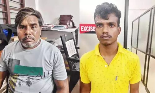 Kerala : वडकारा में बड़े पैमाने पर गांजा बरामद Kerala : वडकारा में बड़े पैमाने पर गांजा बरामद