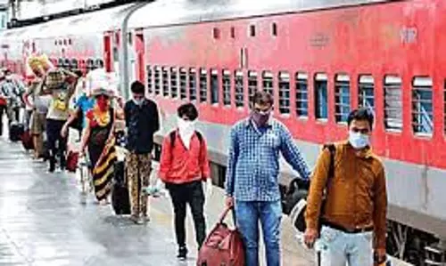 Bareilly: दीपावली के लिए रेलवे ने बढ़ाई सतर्कता, ट्रेनों में भीड़