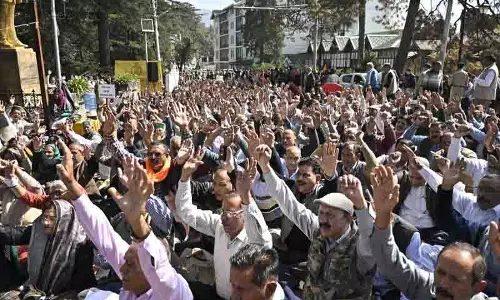 HRTC पेंशनर्स ने निष्क्रियता समाप्त करने की मांग की HRTC पेंशनर्स ने निष्क्रियता समाप्त करने की मांग की