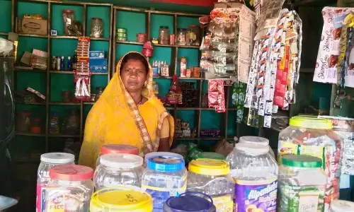 हम आत्मनिर्भर हैं और भविष्य को लेकर आश्वस्त भी हम आत्मनिर्भर हैं और भविष्य को लेकर आश्वस्त भी