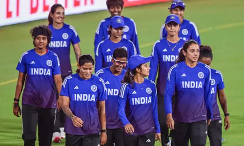 महिला विश्व कप: इंग्लैंड के खिलाफ मैच से पहले भारतीय टीम ने क्षेत्ररक्षण का कड़ा अभ्यास किया