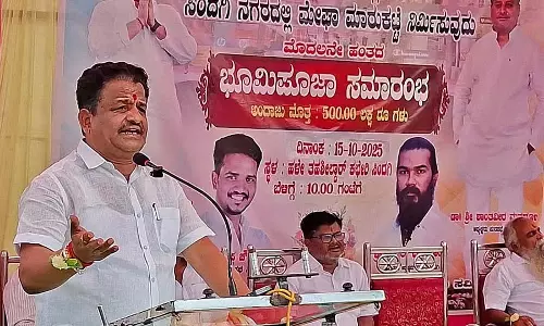 132 दुकानों वाला एक मेगा मार्केट बनाया जाएगा: Ashok Managuli 132 दुकानों वाला एक मेगा मार्केट बनाया जाएगा: Ashok Managuli