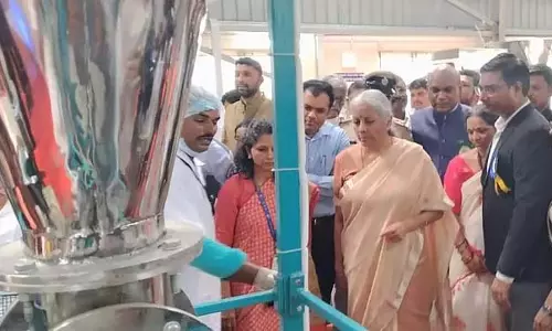 चुनौतियों के बावजूद आगे बढ़ने की क्षमता है: Nirmala Sitharaman चुनौतियों के बावजूद आगे बढ़ने की क्षमता है: Nirmala Sitharaman