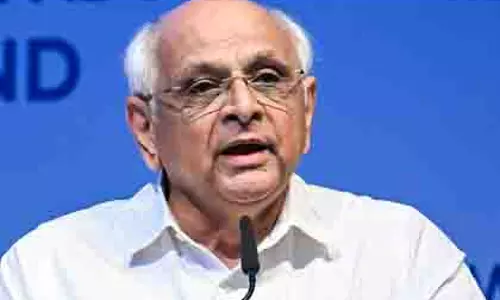 कैबिनेट फेरबदल से पहले CM पटेल को छोड़कर गुजरात के मंत्रियों ने दिया इस्तीफा