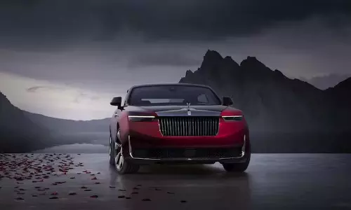 Rolls-Royce और भारत फोर्ज मिलकर पर्ल इंजन के लिए फैन ब्लेड बनाएंगे Rolls-Royce और भारत फोर्ज मिलकर पर्ल इंजन के लिए फैन ब्लेड बनाएंगे