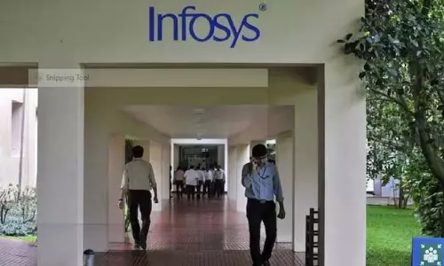 वित्त वर्ष 2026 की दूसरी तिमाही में Infosys के कर्मचारियों की संख्या में 8,203 की वृद्धि हुई