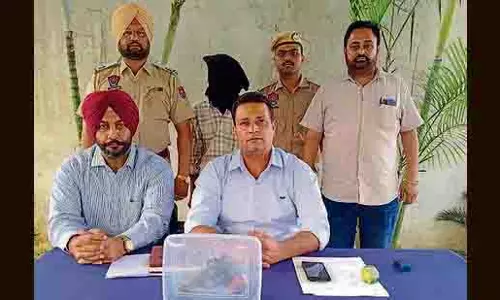 Ludhiana: बैंक मैनेजर पर हमले में बदले की साज़िश, 4 गिरफ्तार Ludhiana: बैंक मैनेजर पर हमले में बदले की साज़िश, 4 गिरफ्तार