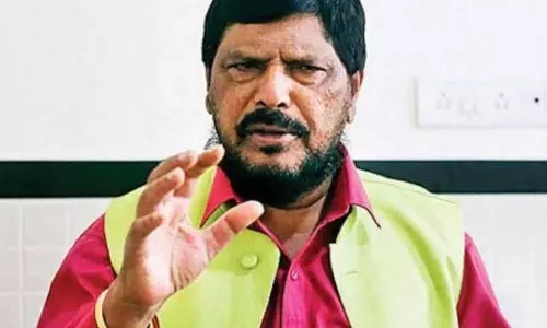 Athawale ने नक्सलियों को राजनीति में शामिल होने और चुनाव लड़ने का प्रस्ताव दिया