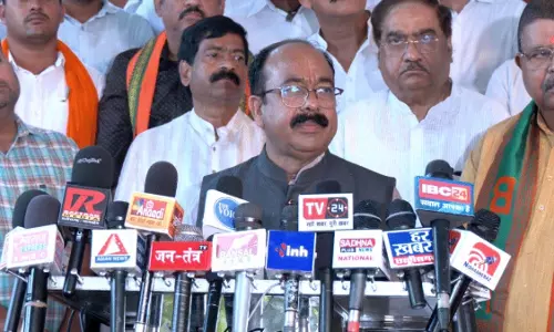 उपमुख्यमंत्री अरुण साव बिहार दौरे से रायपुर लौटे, डिप्टी CM ने दिए कई अहम बयान उपमुख्यमंत्री अरुण साव बिहार दौरे से रायपुर लौटे, डिप्टी CM ने दिए कई अहम बयान