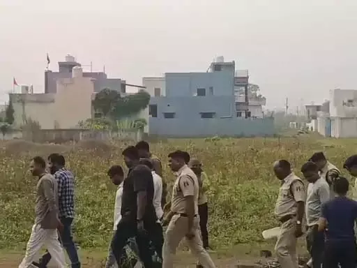 कुख्यात गुंडों ने हत्या की कोशिश की, दुर्ग में पीड़ित की हालत नाजुक कुख्यात गुंडों ने हत्या की कोशिश की, दुर्ग में पीड़ित की हालत नाजुक