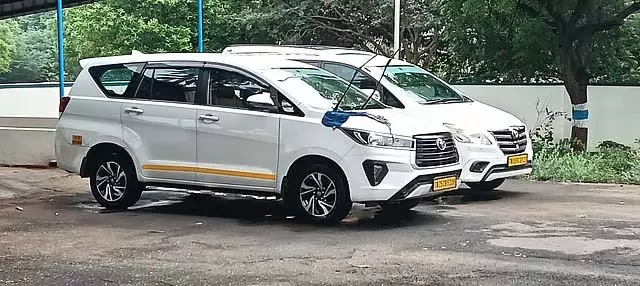 करूर मर्डर: CBI टीम करूर पहुंची करूर मर्डर: CBI टीम करूर पहुंची