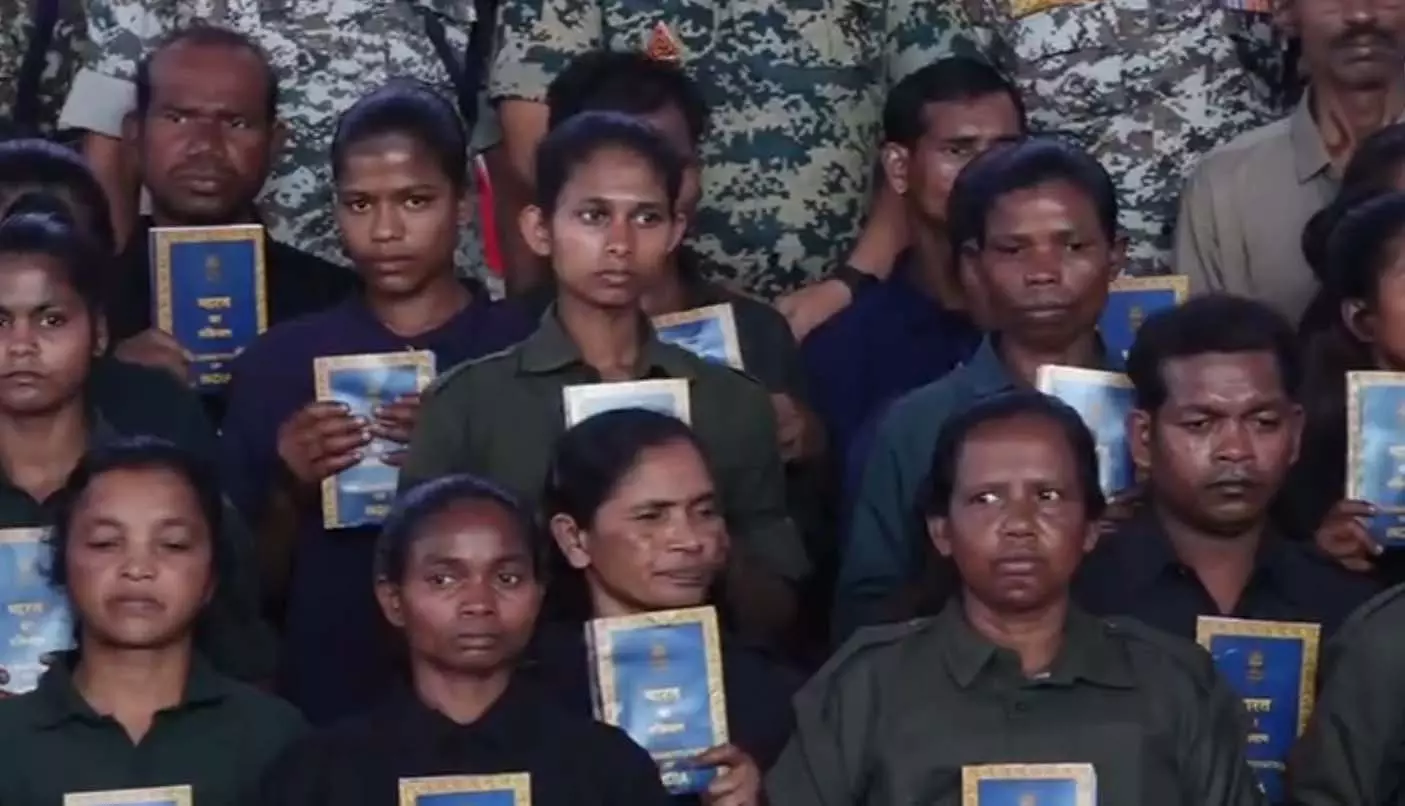 208 नक्सलियों का सरेंडर, ऐतिहासिक दिन 208 नक्सलियों का सरेंडर, ऐतिहासिक दिन
