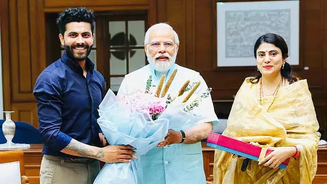 रिपवा जडेजा बने मंत्री : गुजरात के नए कैबिनेट ने शपथ ली रिपवा जडेजा बने मंत्री : गुजरात के नए कैबिनेट ने शपथ ली