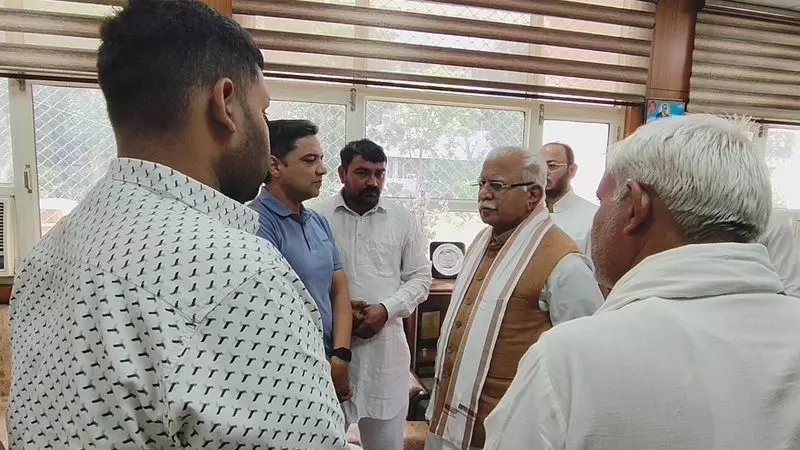 Haryana : एएसआई आत्महत्या मामला: विधवा को मिलेगी सरकारी नौकरी खट्टर Haryana : एएसआई आत्महत्या मामला: विधवा को मिलेगी सरकारी नौकरी खट्टर