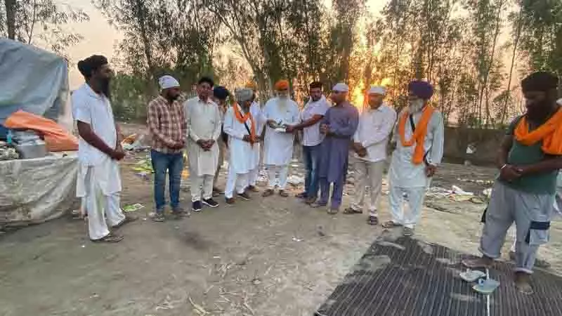 Jalandhar: बाढ़ प्रभावितों ने करुणा के कार्यों से मनाई दिवाली Jalandhar: बाढ़ प्रभावितों ने करुणा के कार्यों से मनाई दिवाली
