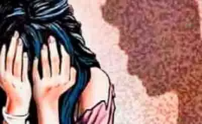 Bengaluru: कॉलेज के शौचालय में इंजीनियरिंग छात्रा से बलात्कार Bengaluru: कॉलेज के शौचालय में इंजीनियरिंग छात्रा से बलात्कार