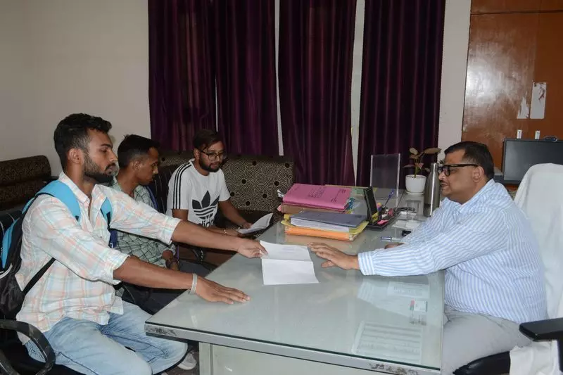 Haryana : दूरस्थ शिक्षा में रुचि बढ़ी, इग्नू-करनाल केंद्र में 32 हजार ने कराया पंजीकरण Haryana : दूरस्थ शिक्षा में रुचि बढ़ी, इग्नू-करनाल केंद्र में 32 हजार ने कराया पंजीकरण