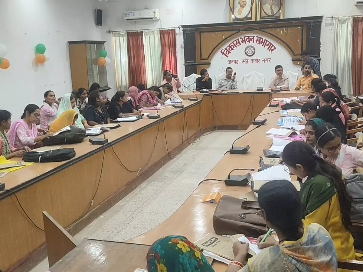 Sant Kabir Nagar: संत कबीर नगर में भर्ती प्रक्रिया में अनियमितता, प्रार्थी परेशान Sant Kabir Nagar: संत कबीर नगर में भर्ती प्रक्रिया में अनियमितता, प्रार्थी परेशान