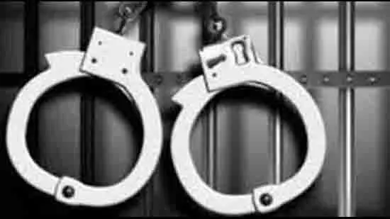 Shimla: दलित लड़के की आत्महत्या के मामले में 50 वर्षीय महिला गिरफ्तार Shimla: दलित लड़के की आत्महत्या के मामले में 50 वर्षीय महिला गिरफ्तार