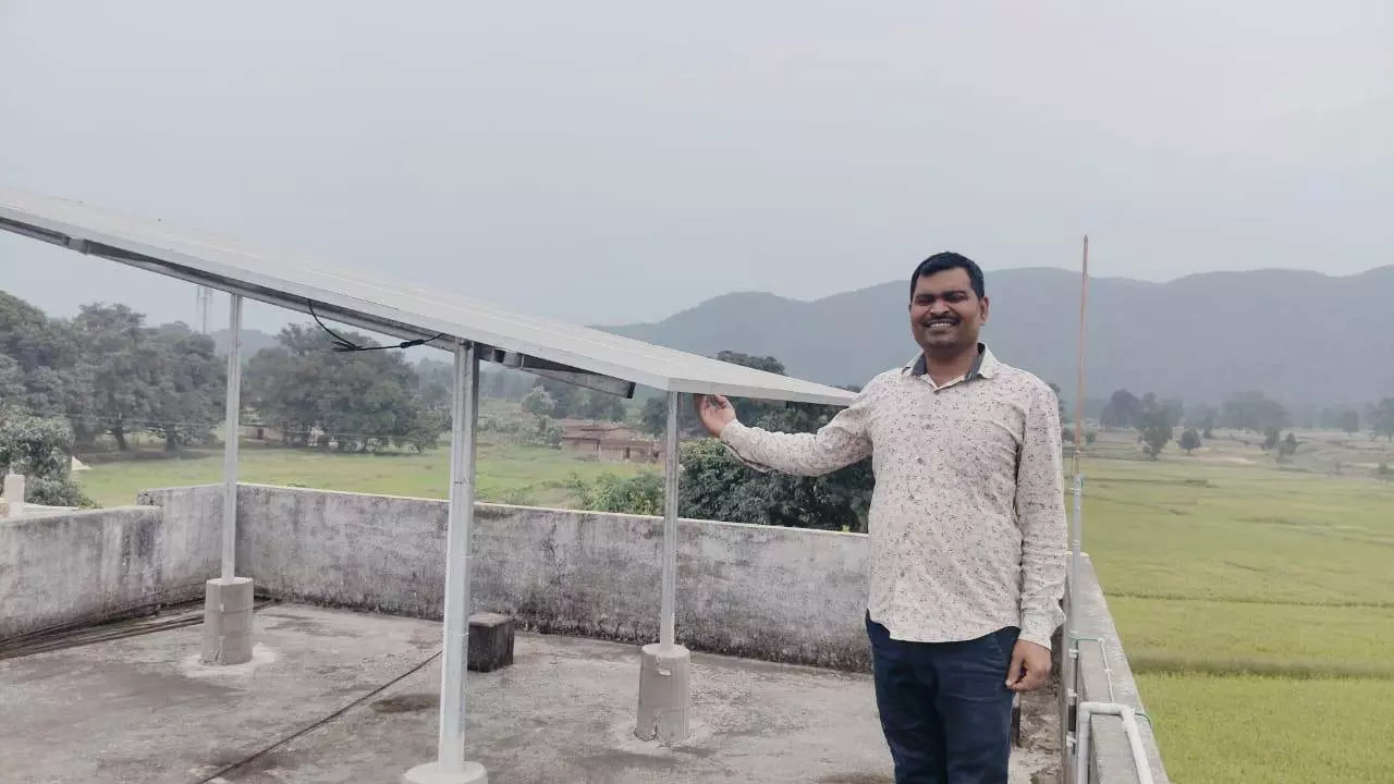 प्रधानमंत्री सूर्यघर मुफ्त बिजली योजना से ऊर्जा उत्पादक बना अरूण गुप्ता प्रधानमंत्री सूर्यघर मुफ्त बिजली योजना से ऊर्जा उत्पादक बना अरूण गुप्ता