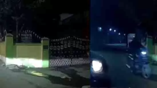 Bengaluru की सड़क पर एक व्यक्ति का खौफनाक एनकाउंटर Bengaluru की सड़क पर एक व्यक्ति का खौफनाक एनकाउंटर