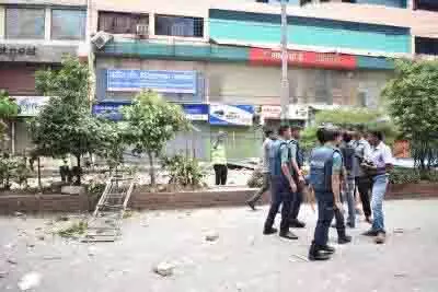 Bangladesh में जुलाई चार्टर पर हस्ताक्षर से पहले हिंसक झड़प, 10 घायल Bangladesh में जुलाई चार्टर पर हस्ताक्षर से पहले हिंसक झड़प, 10 घायल