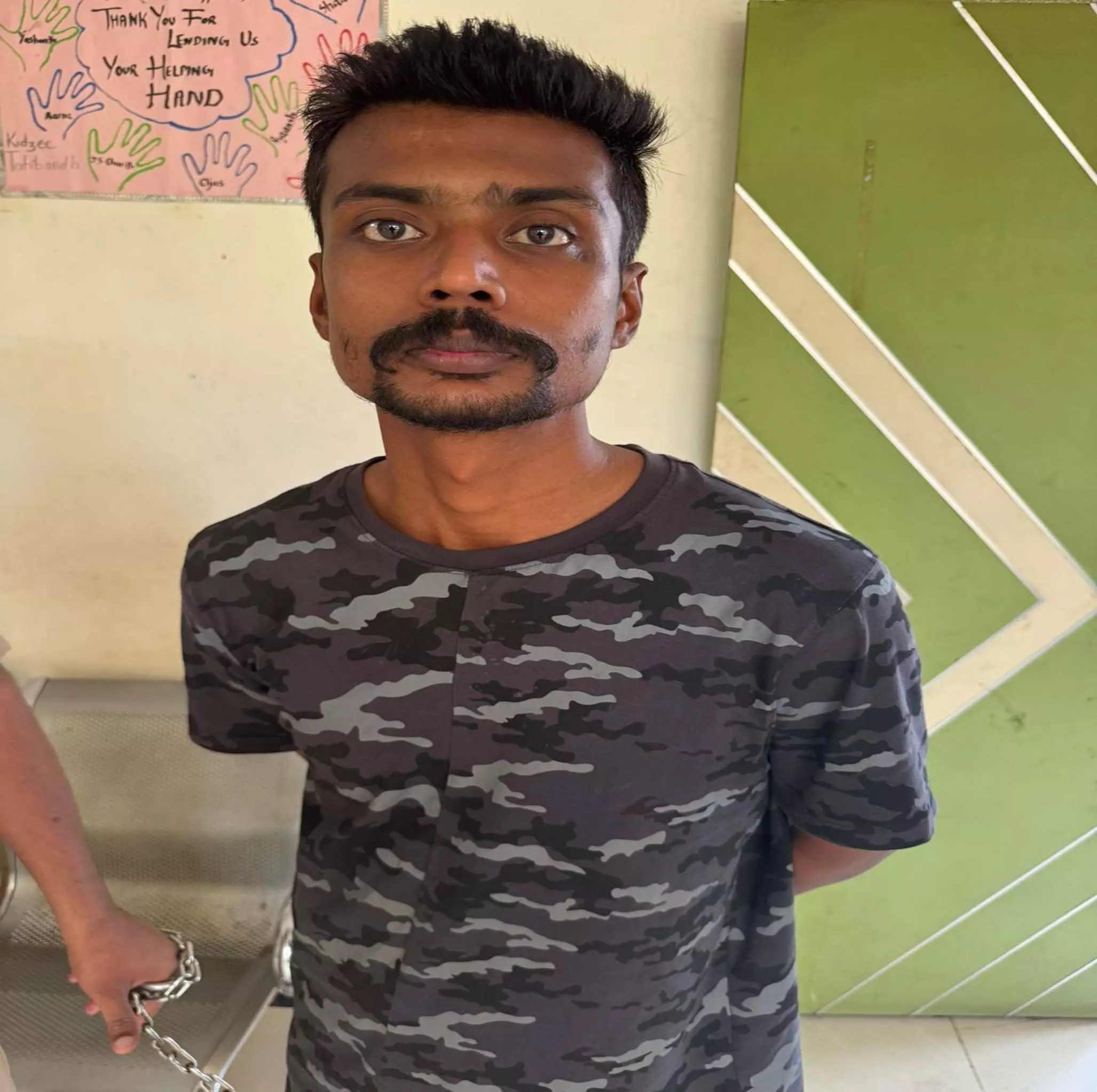 BREAKING: रायपुर में नशीली सिरप तस्करी का बड़ा खुलासा BREAKING: रायपुर में नशीली सिरप तस्करी का बड़ा खुलासा