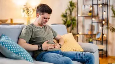 Acid Reflux से राहत का आसान तरीका, धीरे खाएं, ध्यान से खाएं Acid Reflux से राहत का आसान तरीका, धीरे खाएं, ध्यान से खाएं