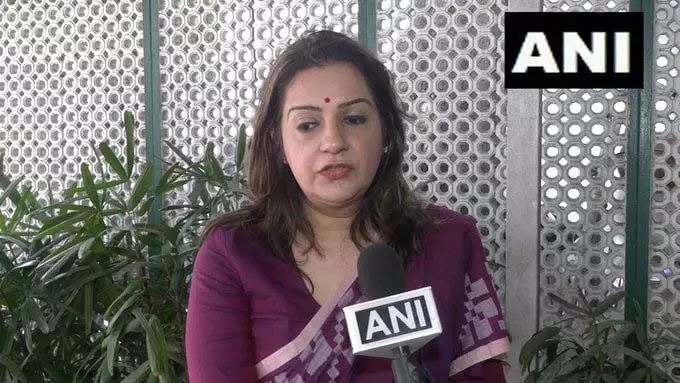 प्रियंका चतुर्वेदी ने बिहार महागठबंधन के CM चेहरे के समर्थन में किया बड़ा बयान प्रियंका चतुर्वेदी ने बिहार महागठबंधन के CM चेहरे के समर्थन में किया बड़ा बयान