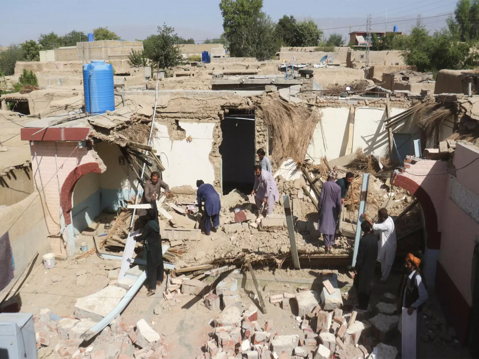 Afghanistan में 5.5 तीव्रता का भूकंप, एक ही दिन में दूसरा भूकंप Afghanistan में 5.5 तीव्रता का भूकंप, एक ही दिन में दूसरा भूकंप