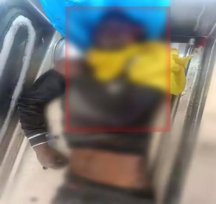 बाइक-स्कूटी की टक्कर में 24 वर्षीय युवक की मौत, स्कूटी सवार घायल बाइक-स्कूटी की टक्कर में 24 वर्षीय युवक की मौत, स्कूटी सवार घायल