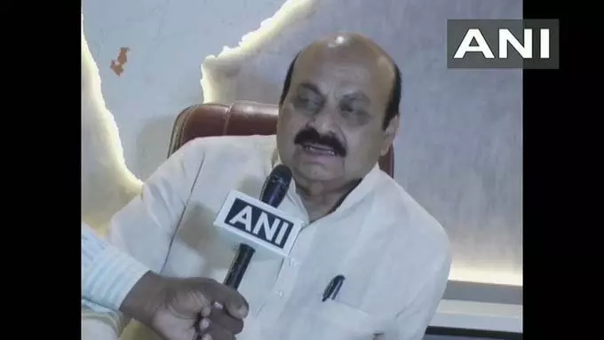 BJP सांसद बसवराज बोम्मई ने कहा — कर्नाटक पर घोषित नहीं तो भी इमरजेंसी BJP सांसद बसवराज बोम्मई ने कहा — कर्नाटक पर घोषित नहीं तो भी इमरजेंसी