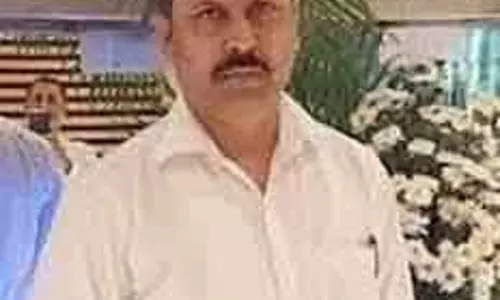इंजीनियर एजाज ने डीडीसी बैठक में श्रीनगर के प्रमुख विकास मुद्दों को उठाया इंजीनियर एजाज ने डीडीसी बैठक में श्रीनगर के प्रमुख विकास मुद्दों को उठाया