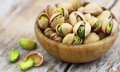 Pistachios :पिस्ता खाने के अद्भुत फायदे Pistachios :पिस्ता खाने के अद्भुत फायदे