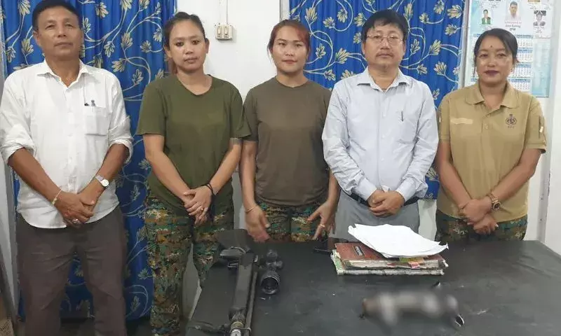 Arunachal: पासीघाट वन कर्मचारियों ने 5 शिकार किए गए पक्षी और एयरगन जब्त की Arunachal: पासीघाट वन कर्मचारियों ने 5 शिकार किए गए पक्षी और एयरगन जब्त की