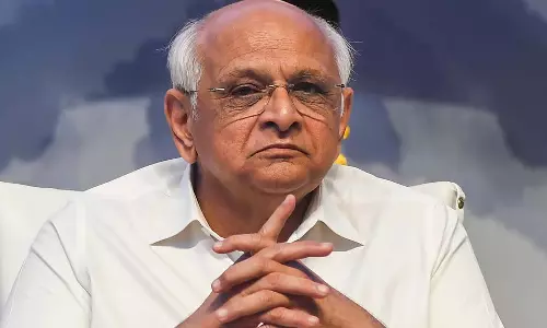 Gujarat में 16 मंत्रियों ने इस्तीफा दिया: कैबिनेट विस्तार आज Gujarat में 16 मंत्रियों ने इस्तीफा दिया: कैबिनेट विस्तार आज
