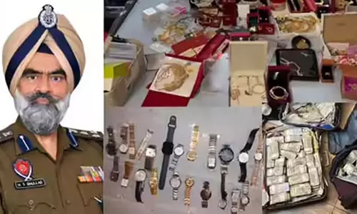 5 करोड़ कैश, लग्ज़री कार, 1.5 kg ज्वेलरी - 22 घड़ियां: करप्ट IPS ऑफिसर अरेस्ट 5 करोड़ कैश, लग्ज़री कार, 1.5 kg ज्वेलरी - 22 घड़ियां: करप्ट IPS ऑफिसर अरेस्ट