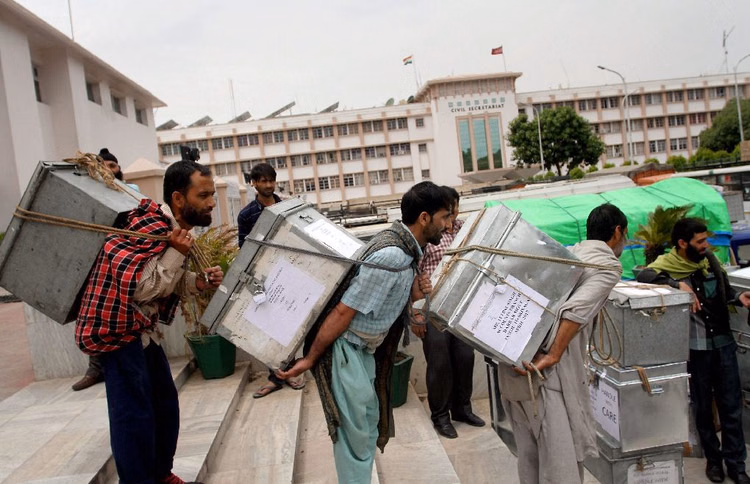 Srinagar: दरबार मूव से जम्मू की अर्थव्यवस्था को मिलेगा नया रफ्तार: राणा Srinagar: दरबार मूव से जम्मू की अर्थव्यवस्था को मिलेगा नया रफ्तार: राणा