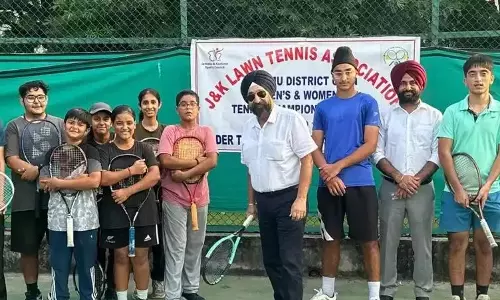 Jammu: एमए स्टेडियम में टेनिस मुकाबले का रोमांचक समापन Jammu: एमए स्टेडियम में टेनिस मुकाबले का रोमांचक समापन