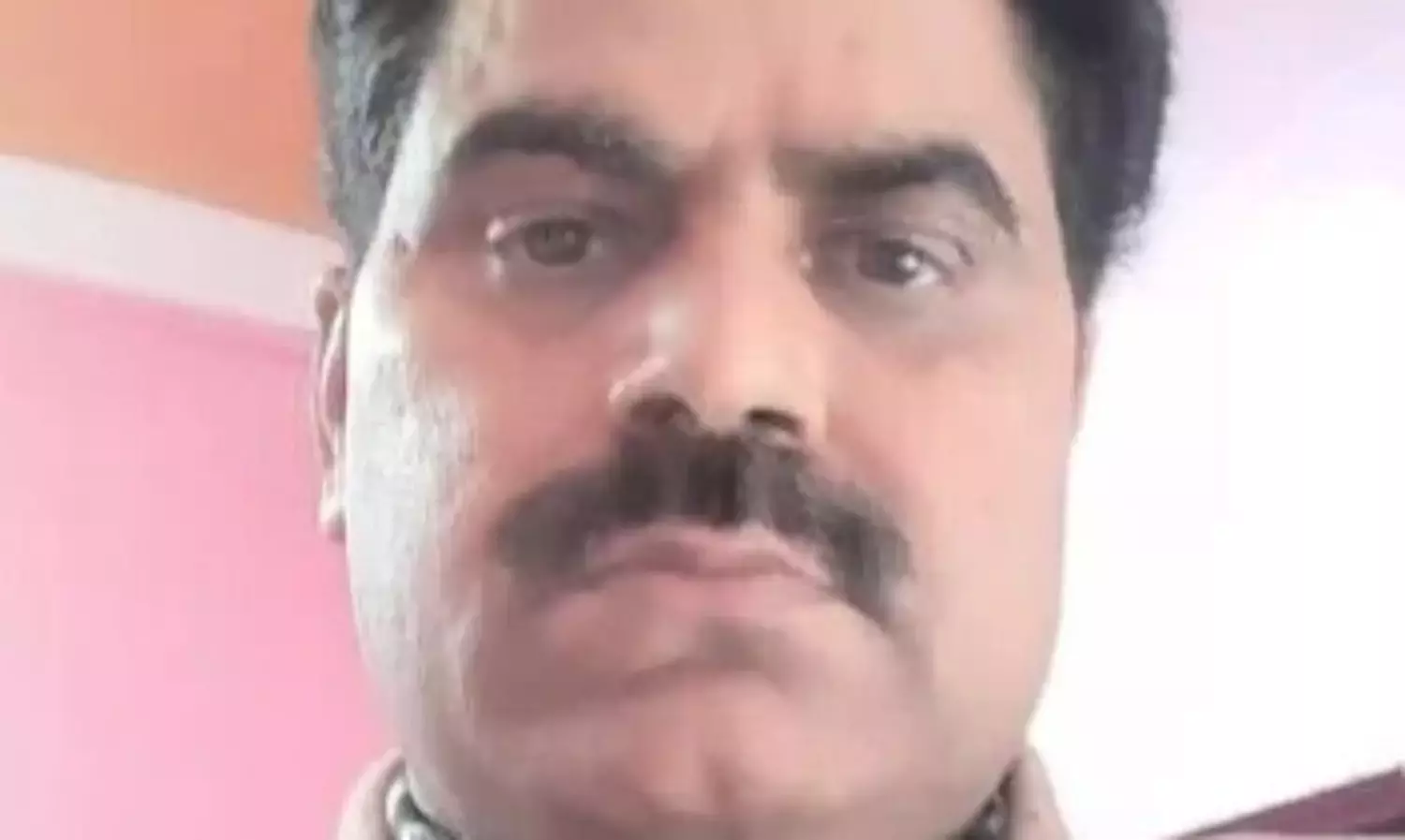 Farrukhabad: सोशल मीडिया पर ब्राह्मण कार्ड, अवधेश मिश्रा की चर्चा Farrukhabad: सोशल मीडिया पर ब्राह्मण कार्ड, अवधेश मिश्रा की चर्चा