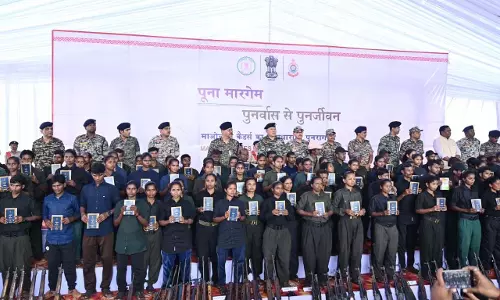 210 माओवादी कैडर लौटे समाज की मुख्यधारा में, CM साय की प्रेस कॉन्फ्रेंस शुरू