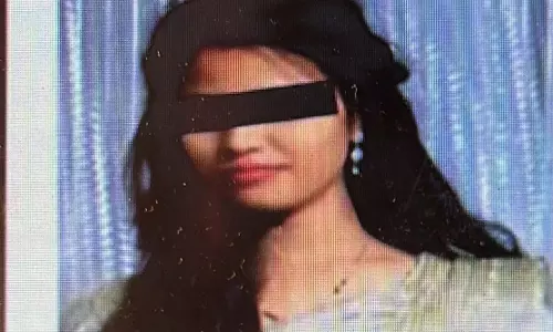 Odisha : महिला हैदराबाद के फ्लैट में मृत मिली, पति ने रेप और हत्या का आरोप लगाया
