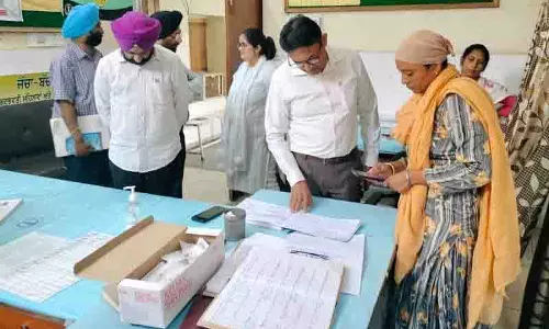 Ludhiana: सहायक सिविल सर्जन ने पायल स्वास्थ्य केंद्र का निरीक्षण किया