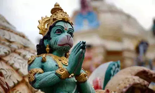 Hyderabad में हनुमान की मूर्ति तोड़ी गई, पुलिस ने जांच शुरू की Hyderabad में हनुमान की मूर्ति तोड़ी गई, पुलिस ने जांच शुरू की