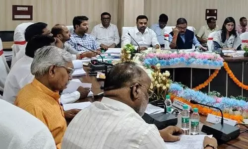 Bareilly: शिक्षा और प्रशासनिक अधिकारियों पर सभापति का सख्त नोटिस