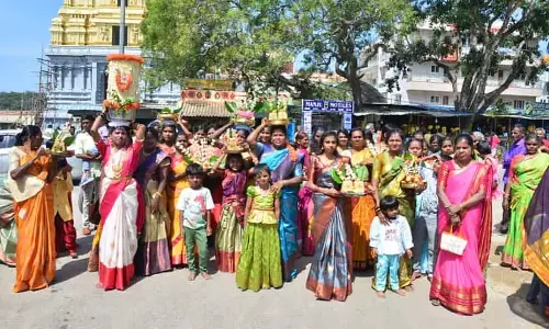 Malur : चिक्का तिरुपति का भव्य दीपोत्सव