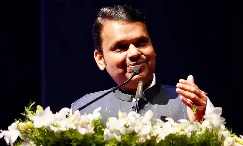 Bihar Assembly Elections 2025: महाराष्ट्र के सीएम ने बेगूसराय में NDA के लिए प्रचार किया Bihar Assembly Elections 2025: महाराष्ट्र के सीएम ने बेगूसराय में NDA के लिए प्रचार किया