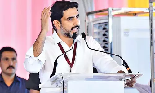 Lokesh : अगर NDA सरकार बनी रही तो AP सभी सेक्टर में नंबर 1 होगा Lokesh : अगर NDA सरकार बनी रही तो AP सभी सेक्टर में नंबर 1 होगा